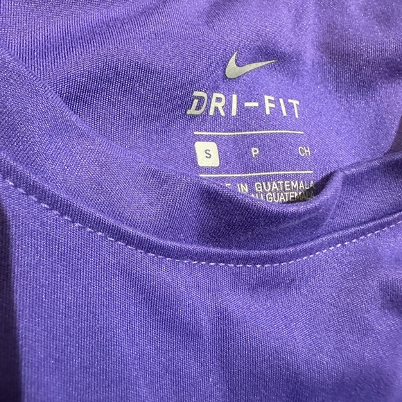 Nike Dri-Fit Top - Picture 2 of 4